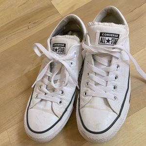 White Converse US 7 wom.(barely used, good condition) ACCEPT OFFERS! :)
